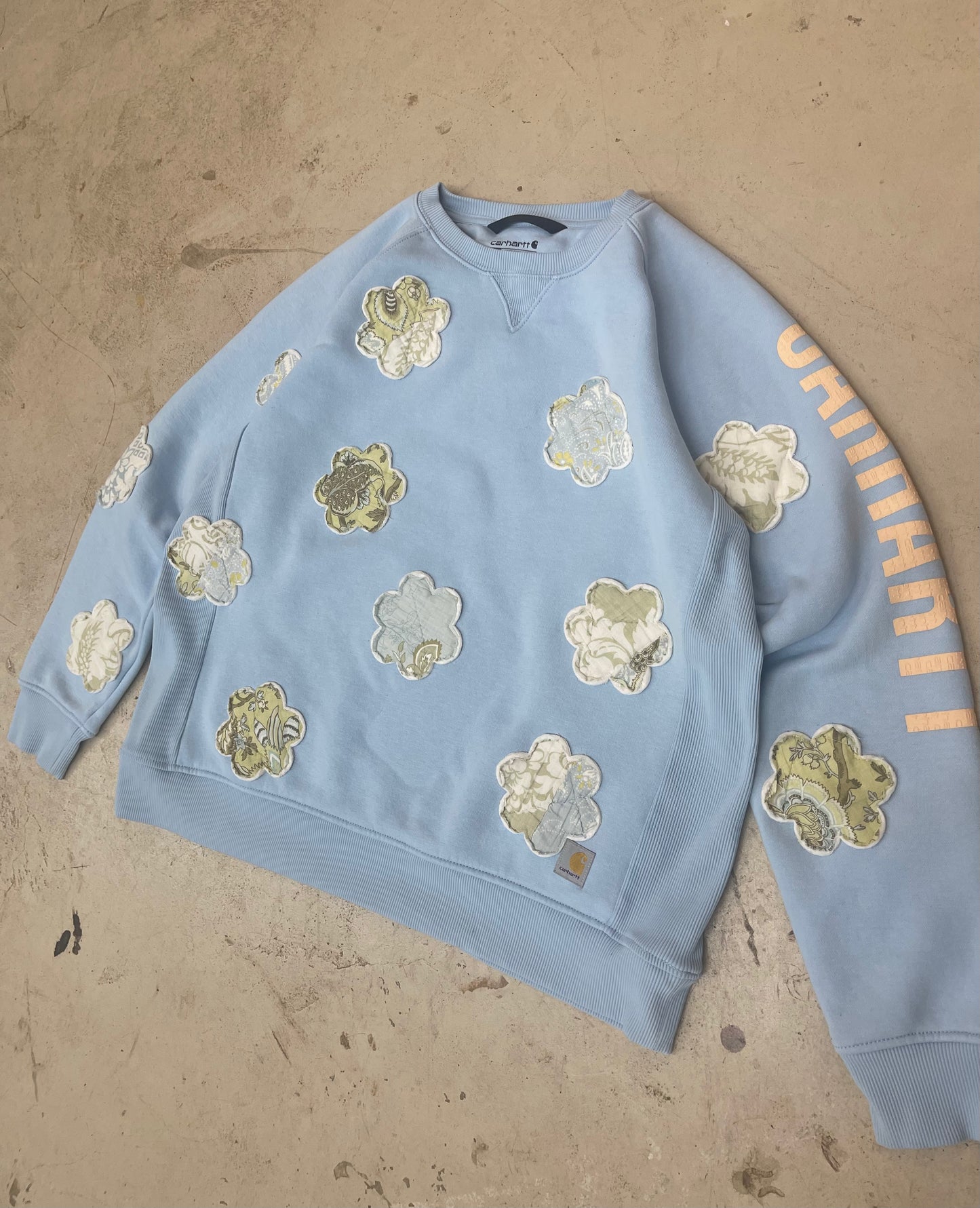 Flower Carhartt {L/XL}