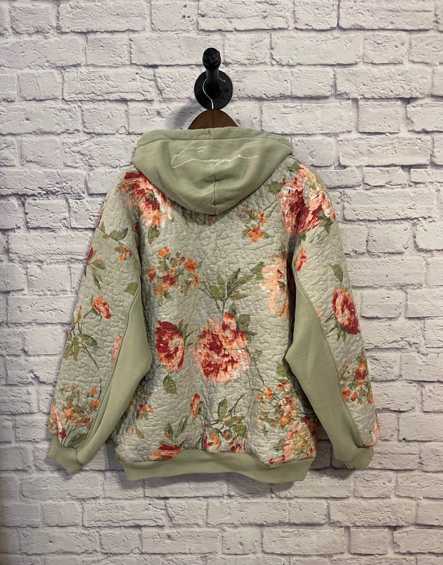 Floral Hoodie {L/XL}